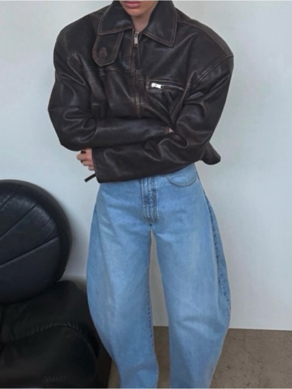Helsa Oversized Brown Leather Bomber Jacket - Picture 3 of 12